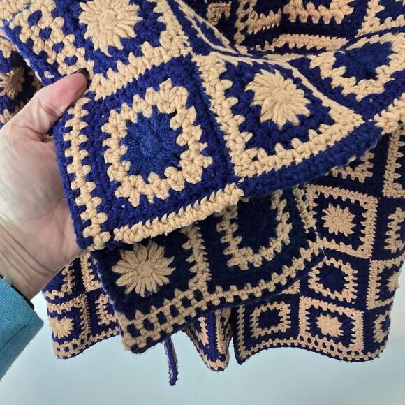 Vintage 70s Handmade Crochet Granny Square Open Front Cardigan Jacket OS SEE - Picture 6 of 8